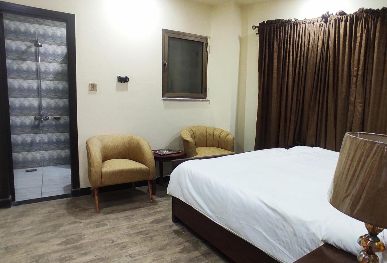 Hotel Daffodils 拉瓦尔品第 外观 照片